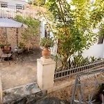 Dome Garden Apartment *